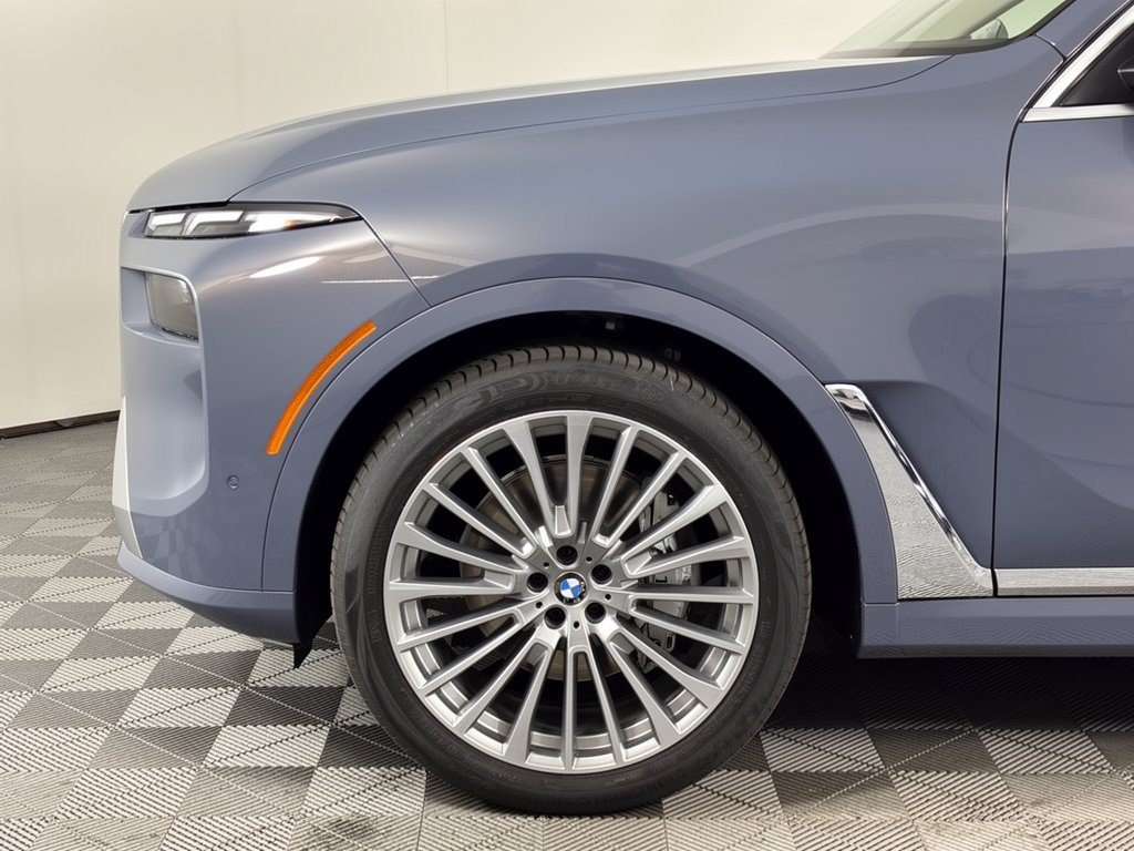 New 2027 BMW X7 xDrive40i AWD/4WD image 13