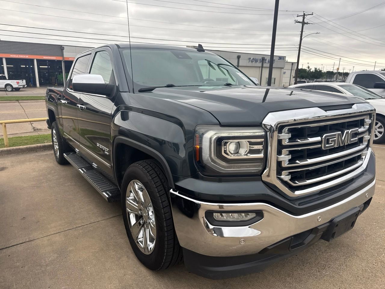 Used 2018 GMC Sierra 1500 SLT w/ Enhanced Driver Alert Package RWD image 3