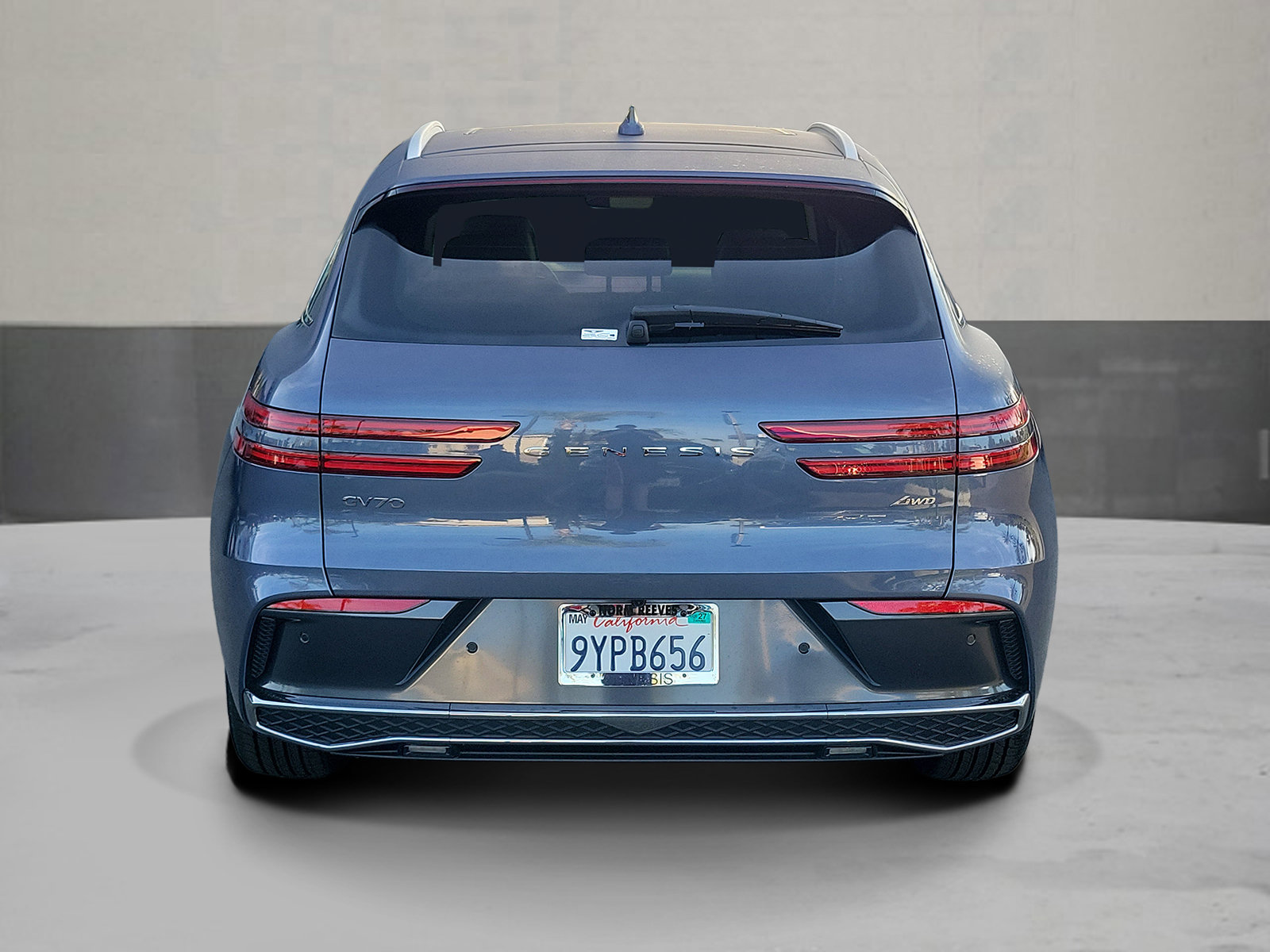 Certified 2026 Genesis GV70 2.5T Select AWD/4WD image 4