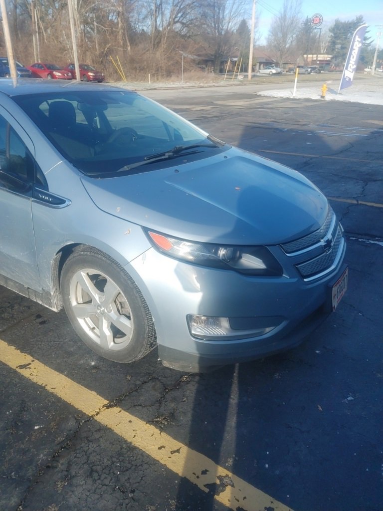 Used 2014 Chevrolet Volt Base w/ Enhanced Safety Package 1 image 2