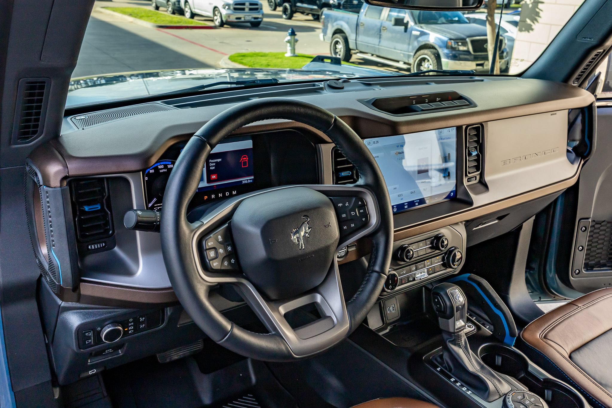 Used 2022 Ford Bronco Outer Banks AWD/4WD image 16