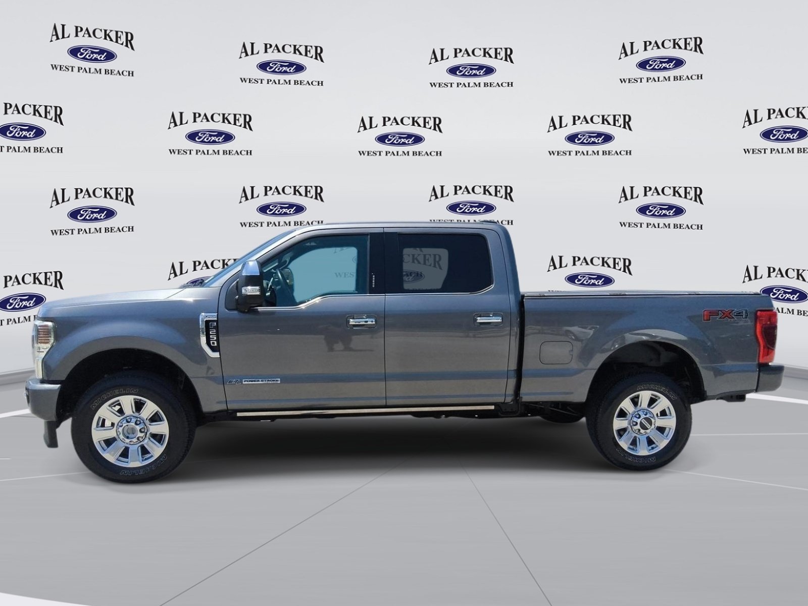 Used 2021 Ford F250 Platinum w/ FX4 Off-Road Package AWD/4WD image 2