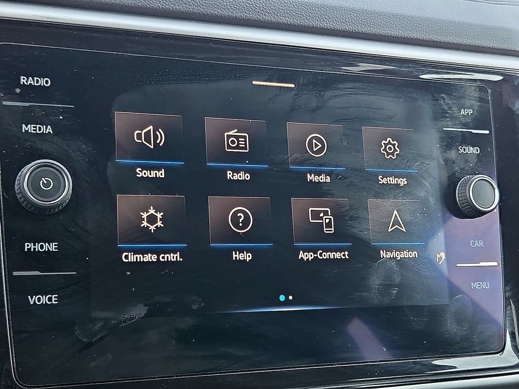 Used 2022 Volkswagen Atlas Cross Sport SE FWD image 19