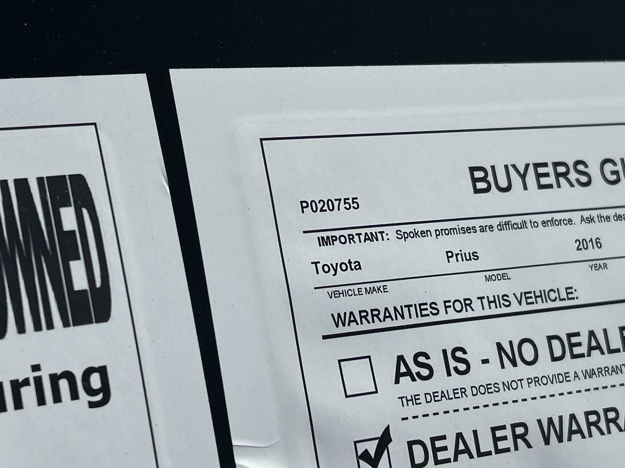 Used 2016 Toyota Prius Three Touring w/ Preferred Accessory Package FWD image 35