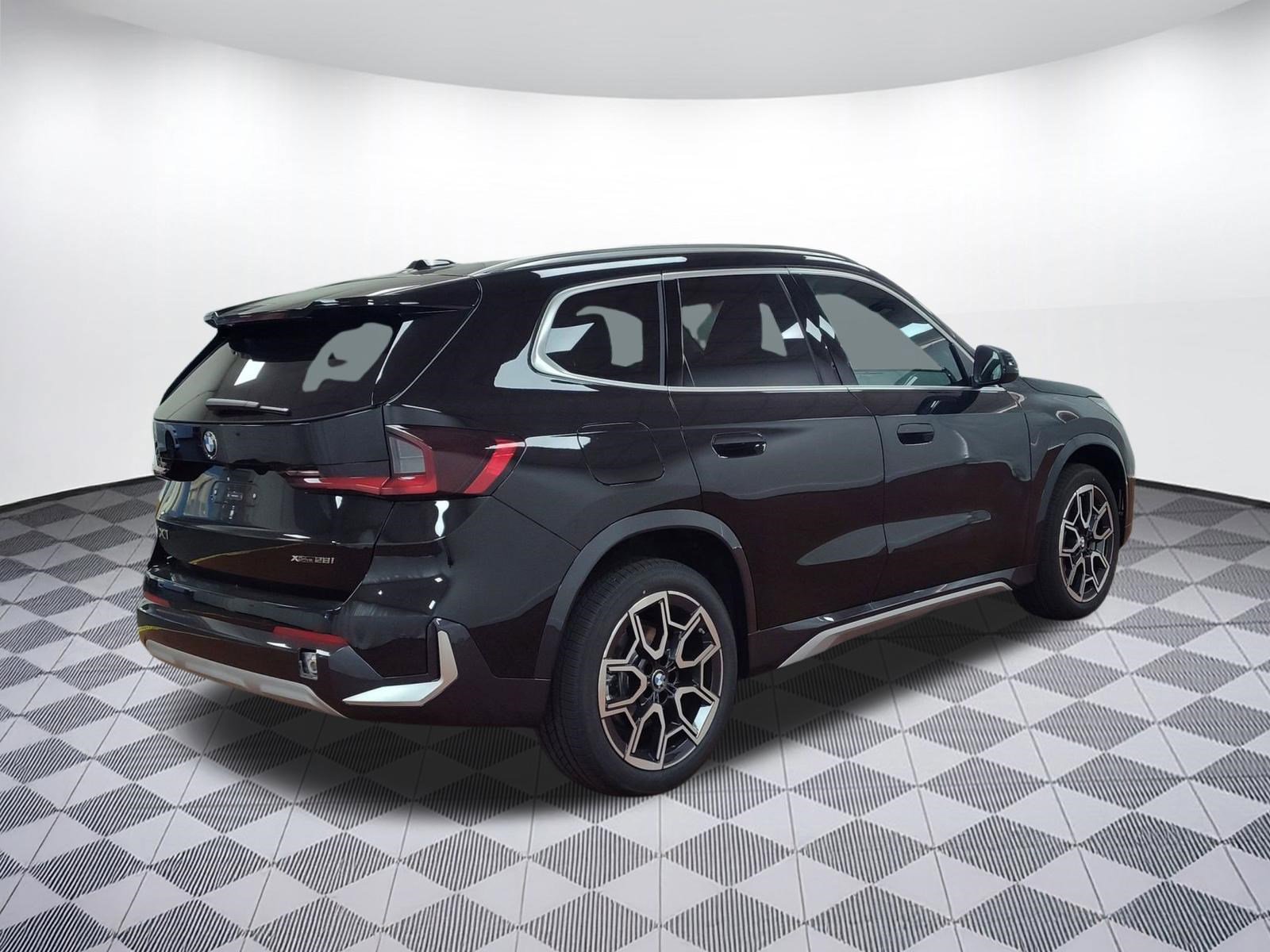 Used 2026 BMW X1 xDrive28i w/ Convenience Package image 8