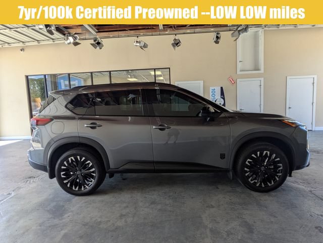 Used 2026 Nissan Rogue Dark Armor FWD image 3