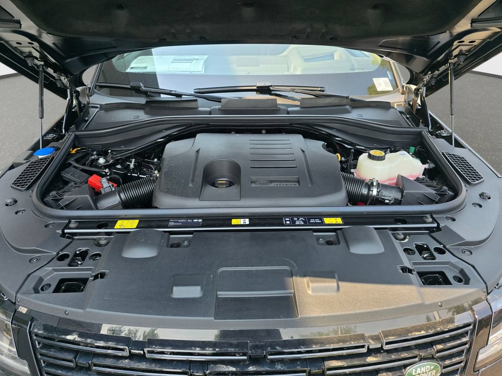 New 2026 Land Rover Range Rover Sport Dynamic SE AWD/4WD image 32
