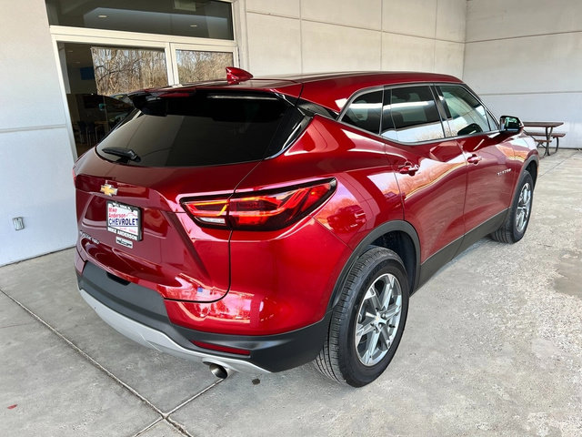 Used 2025 Chevrolet Blazer LT image 7