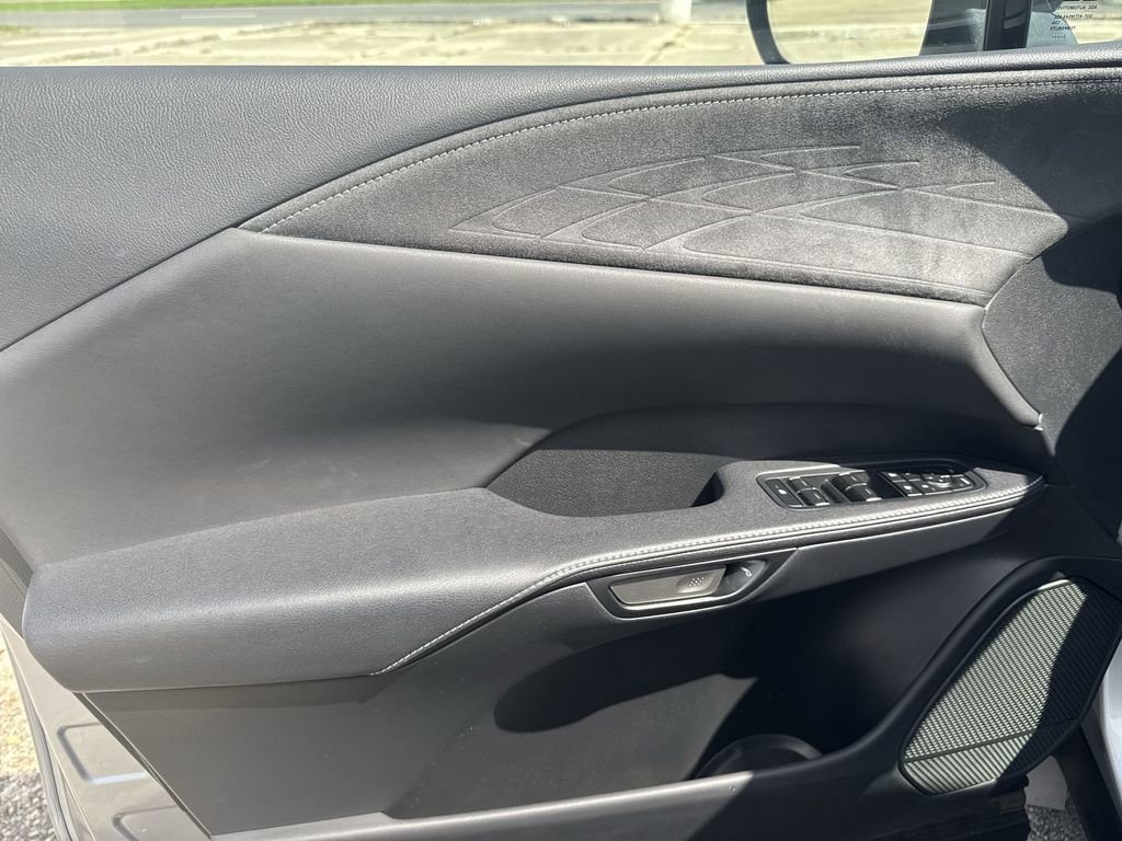 Used 2023 Lexus RX 500h F Sport image 15