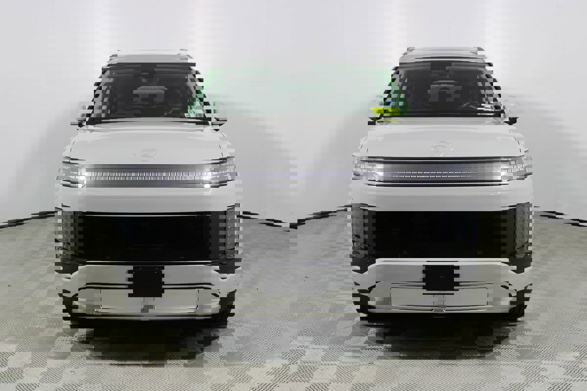 Used 2026 Hyundai Ioniq 9 SE image 40