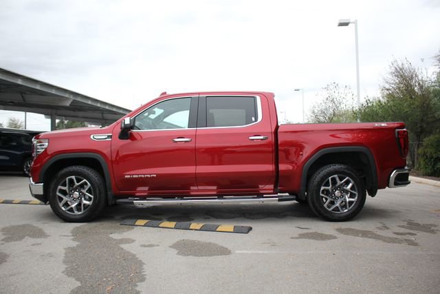 Used 2024 GMC Sierra 1500 SLT image 4