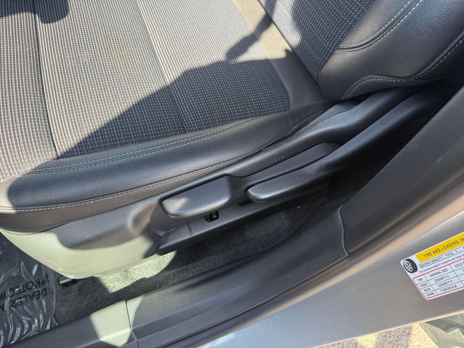 Used 2025 Buick Envista Preferred image 22