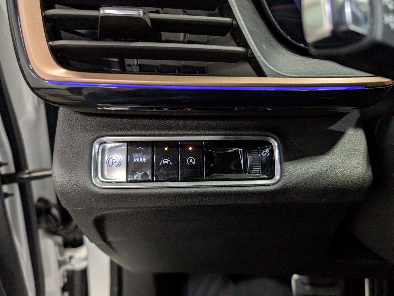 Used 2025 Buick Envision Sport Touring image 19