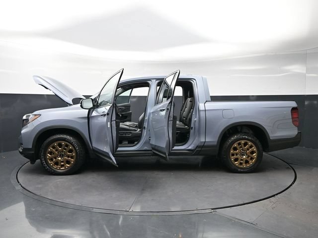 Certified 2023 Honda Ridgeline RTL image 35