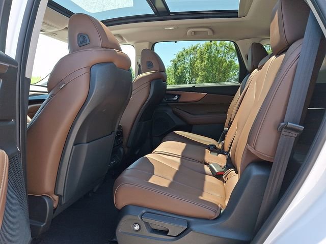 Certified 2024 Acura MDX SH-AWD w/ Technology Package image 10