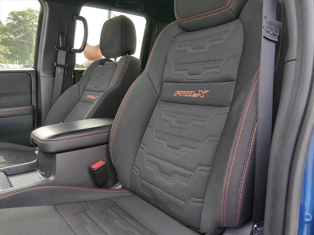 Certified 2025 Nissan Frontier Pro-X RWD image 10