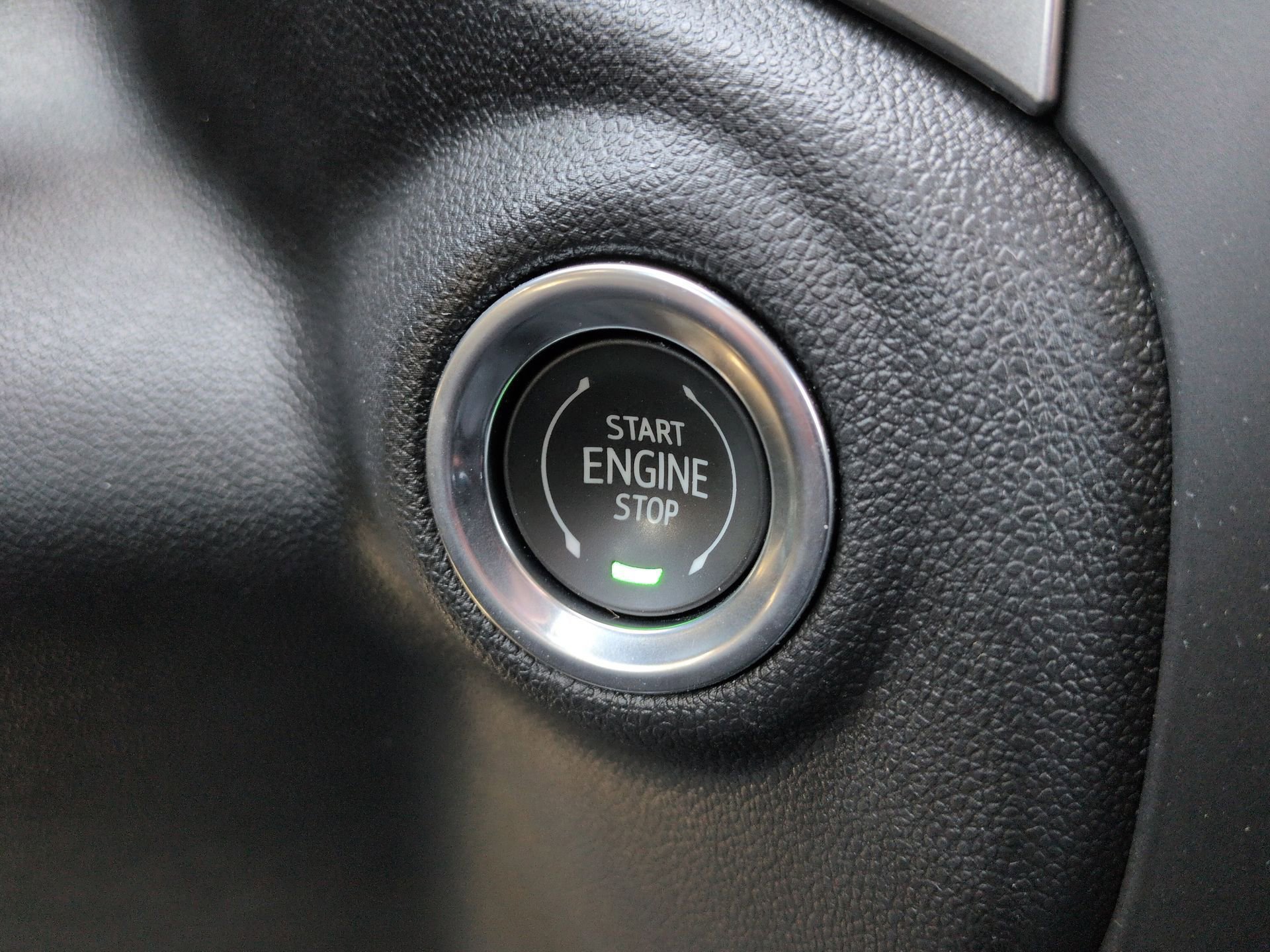 Certified 2024 Chevrolet Silverado 1500 Custom AWD/4WD image 17