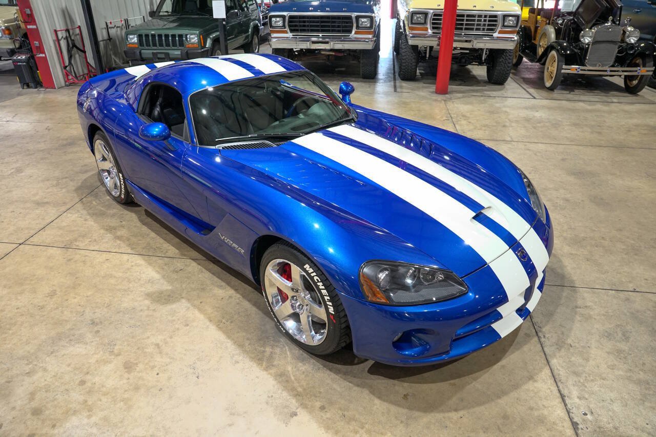 Used 2006 Dodge Viper SRT-10 w/ First Edition Group RWD image 14