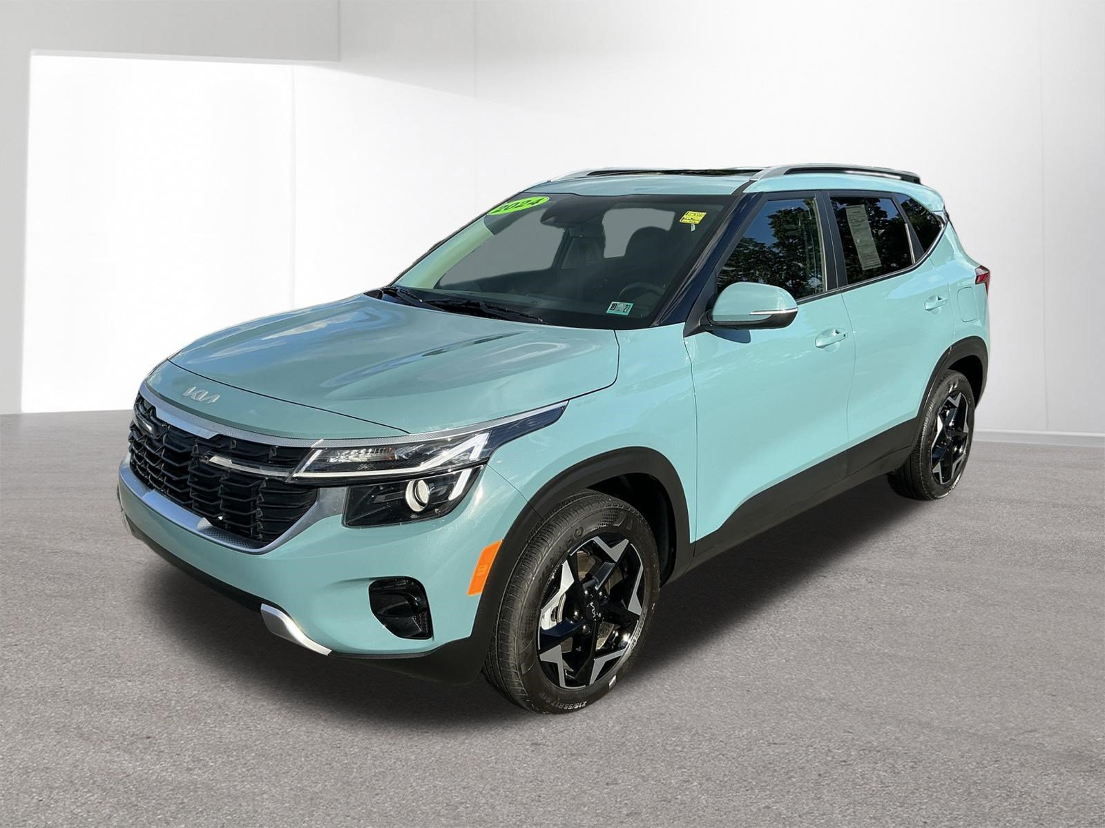 Used 2024 Kia Seltos EX AWD/4WD image 7