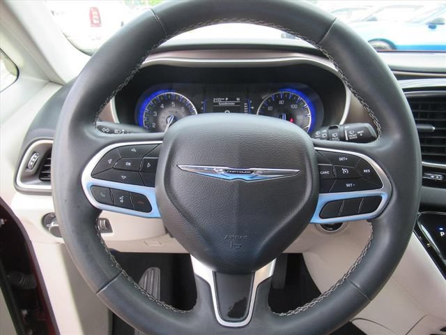 Certified 2023 Chrysler Voyager LX FWD image 20