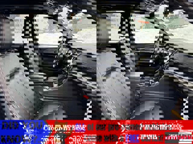 New 2025 Jeep Grand Cherokee Limited 4xe w/ Trailer Tow Package image 8