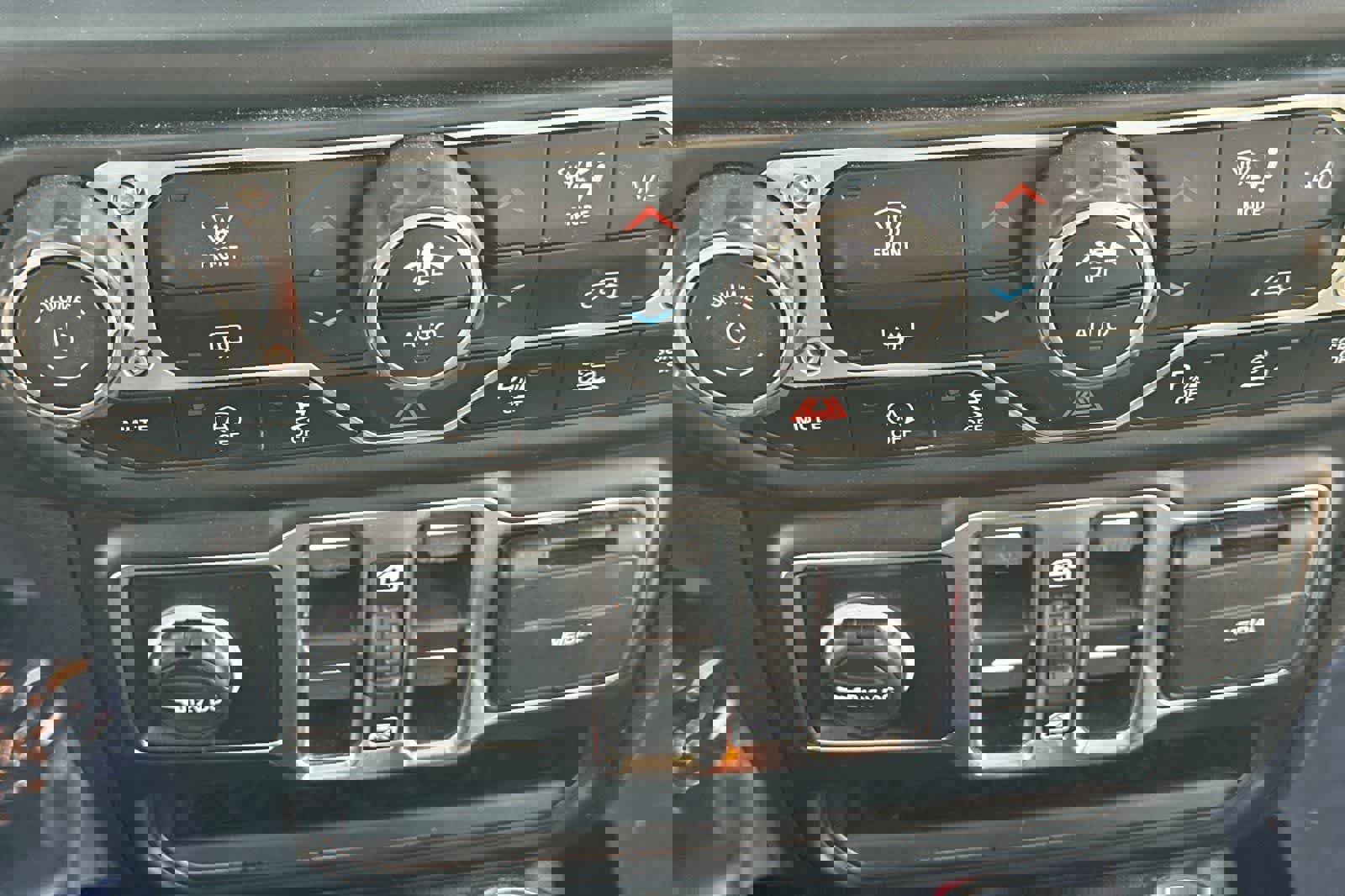 Used 2021 Jeep Gladiator Overland image 22