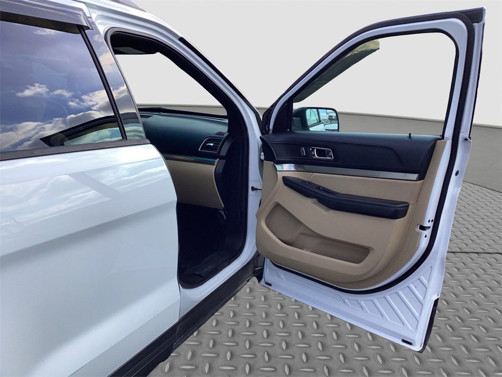 Used 2016 Ford Explorer 4WD image 17