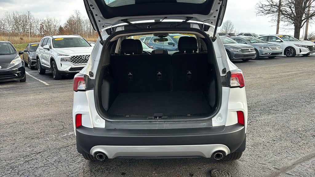 Used 2020 Ford Escape SE image 34