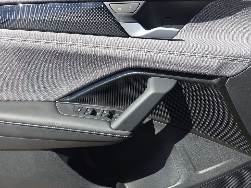 New 2026 Volkswagen Tiguan S image 18