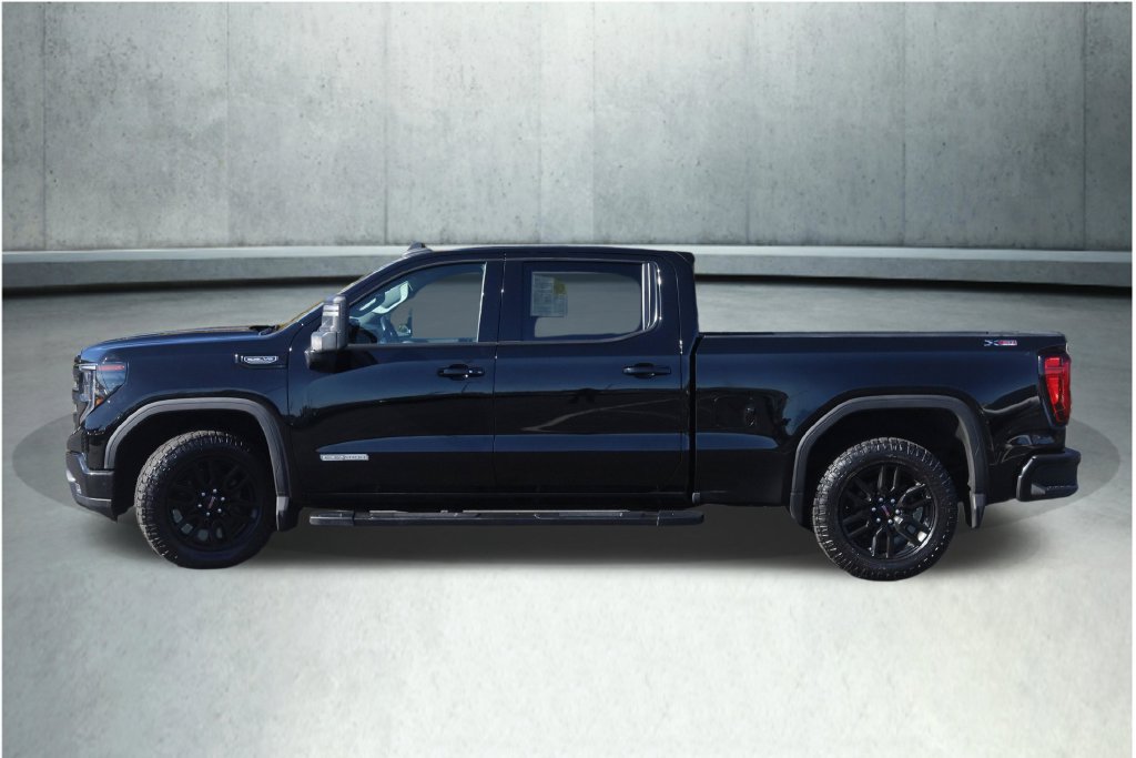 Used 2022 GMC Sierra 1500 Elevation w/ X31 Off-Road Package AWD/4WD image 19