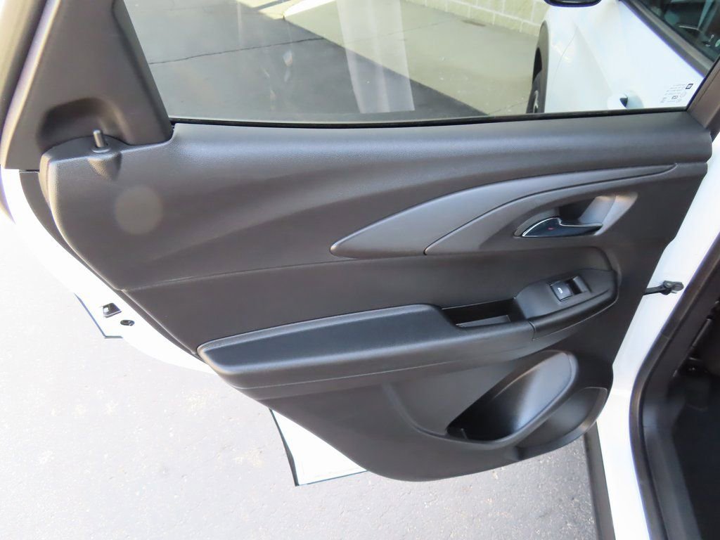 Certified 2023 Chevrolet TrailBlazer RS w/ Convenience Package image 26