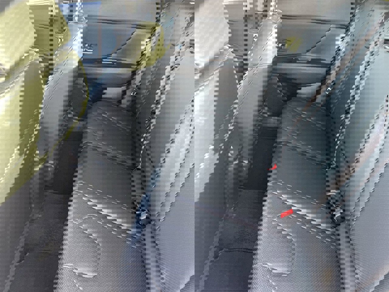 Certified 2023 Hyundai Elantra Limited image 16