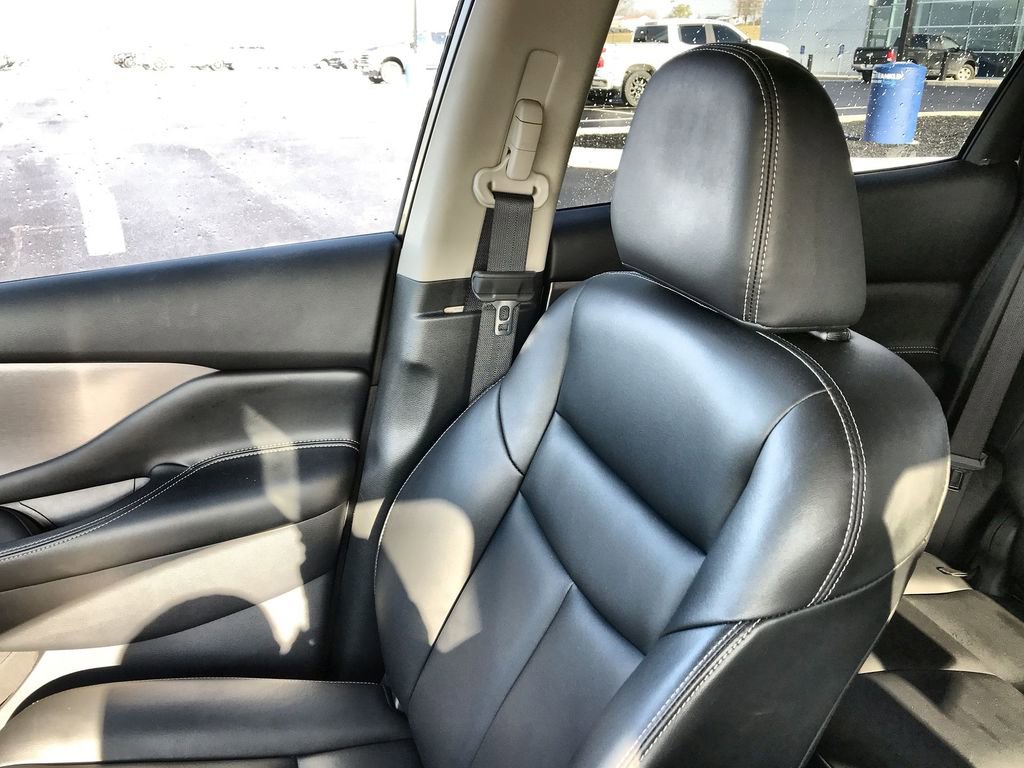 Used 2024 Nissan Murano SV w/ SV Midnight Edition Package FWD image 21