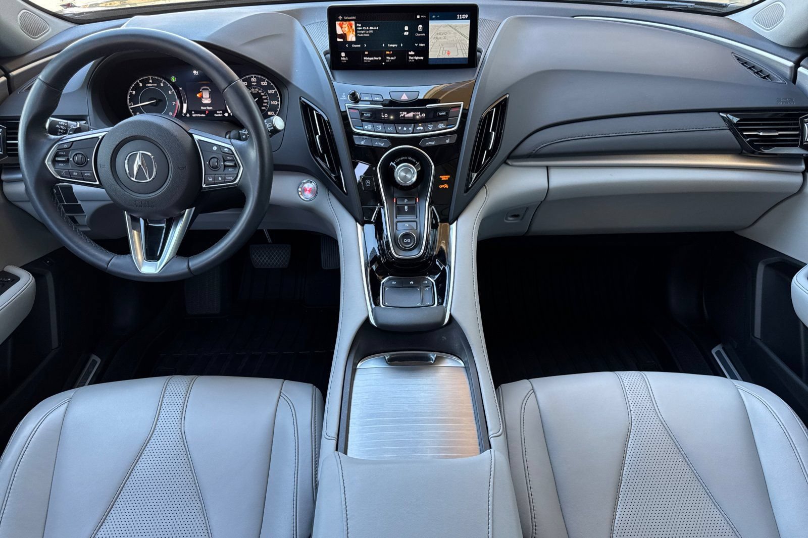 Used 2024 Acura RDX w/ Technology Package AWD/4WD image 15