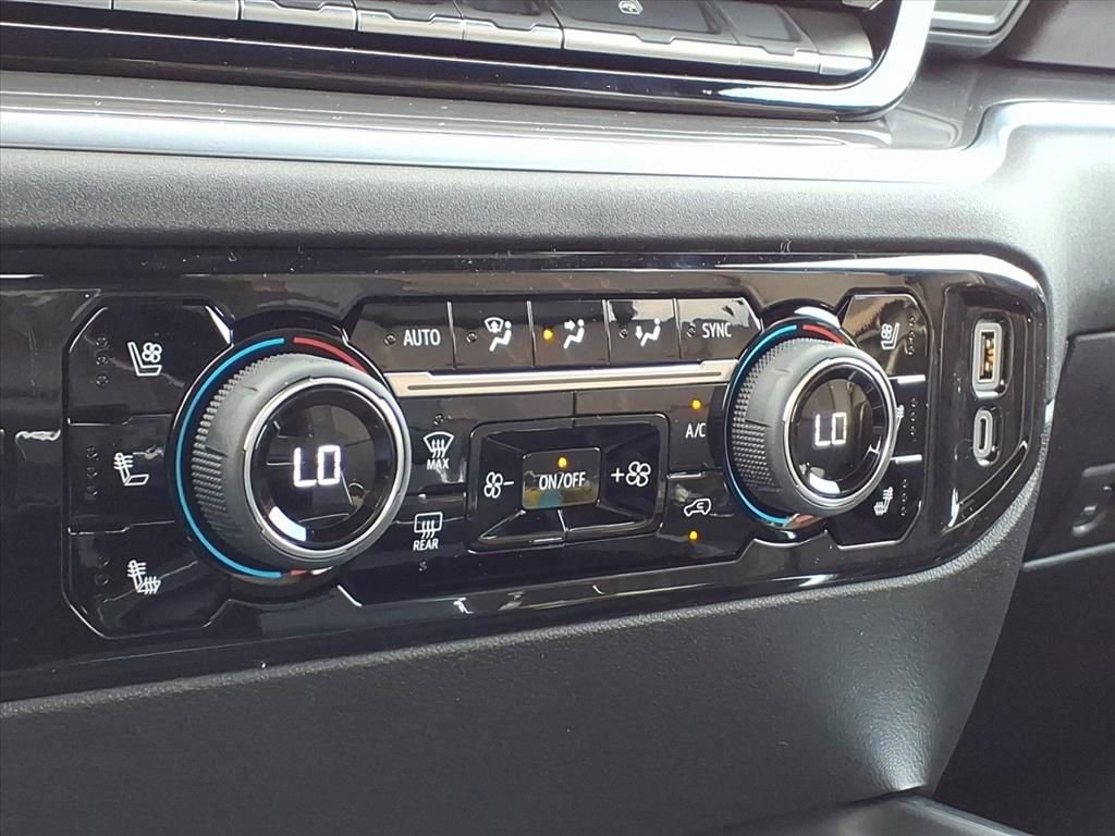 New 2026 Chevrolet Silverado 3500 High Country w/ Technology Package image 21