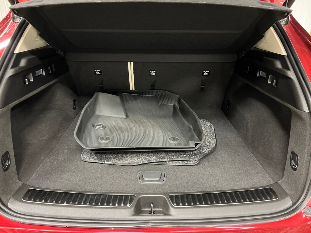 Used 2021 Buick Envision Avenir w/ Technology Package II image 12