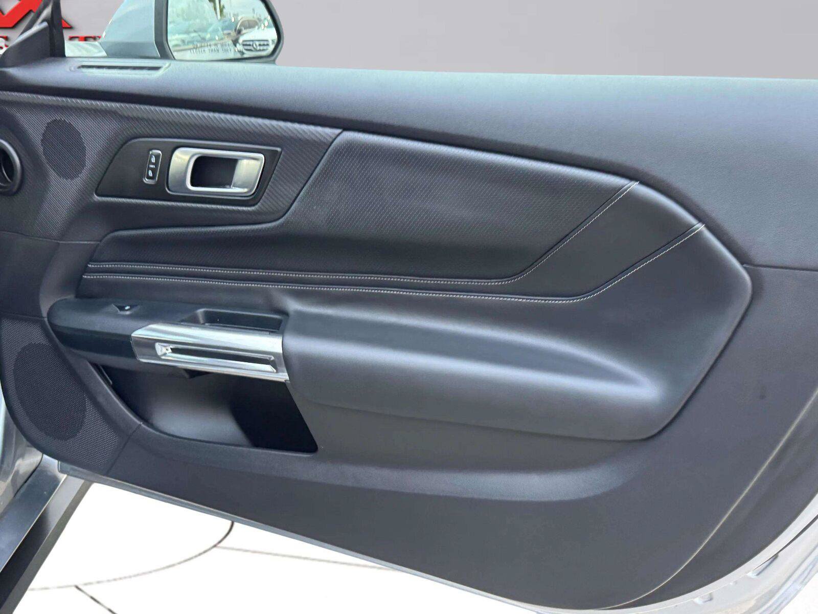 Used 2025 Ford Mustang Premium RWD image 35