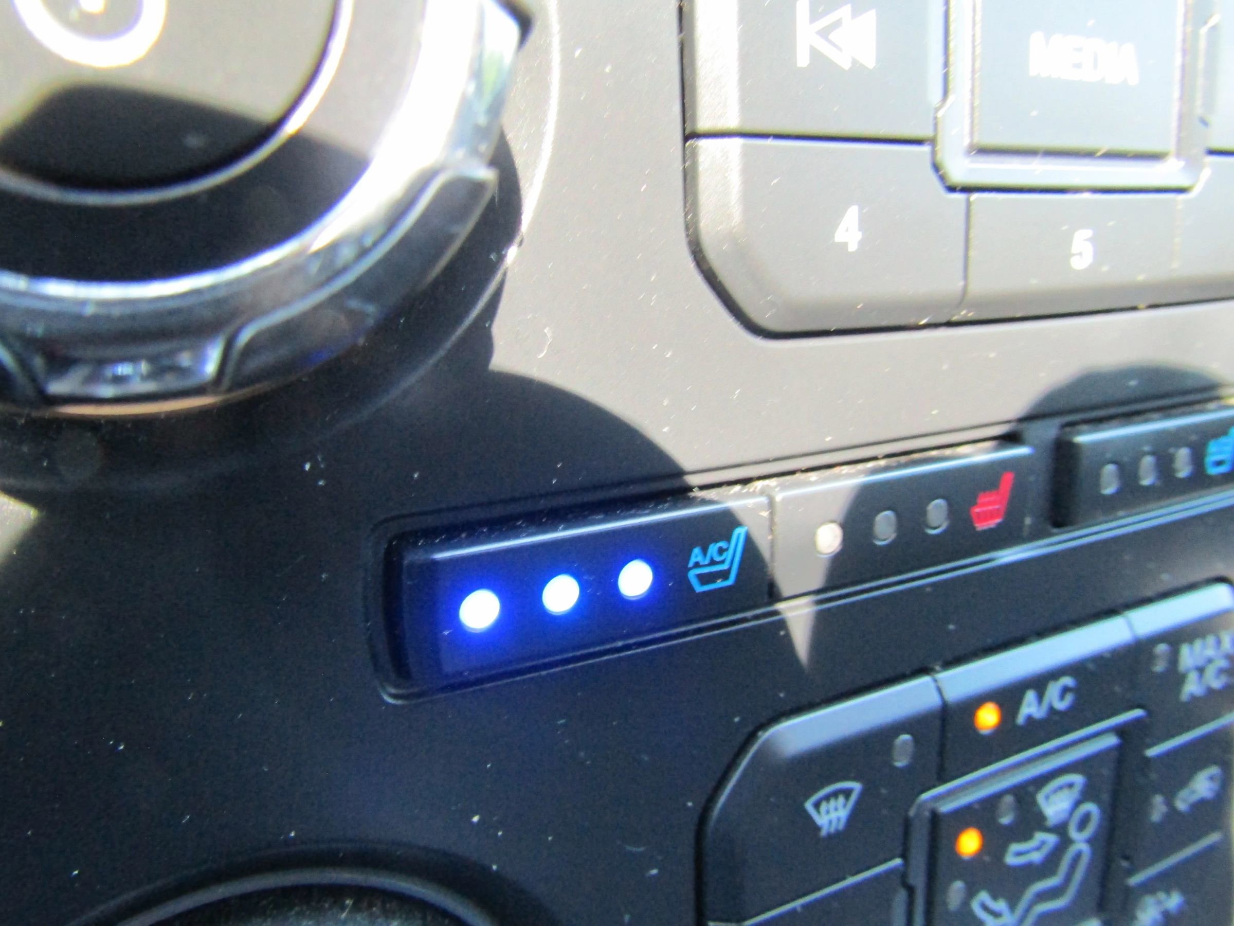 Used 2016 Ford Expedition Platinum AWD/4WD image 36