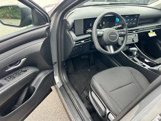 New 2026 Hyundai Tucson SE image 6
