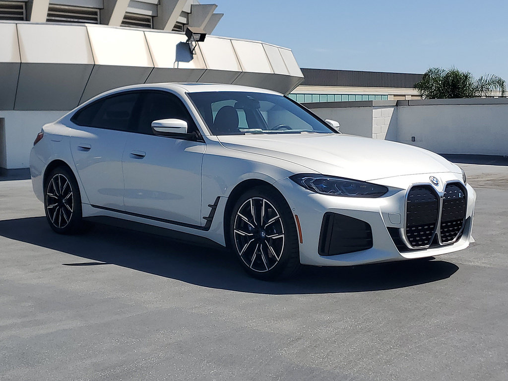 Used 2023 BMW i4 eDrive40 w/ M Sport Package RWD image 2
