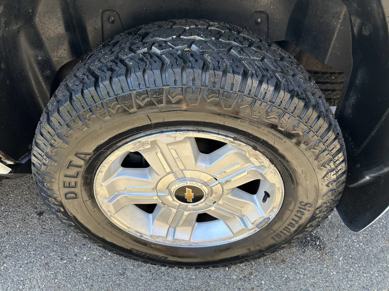 Used 2011 Chevrolet Tahoe LT w/ Luxury Package image 35