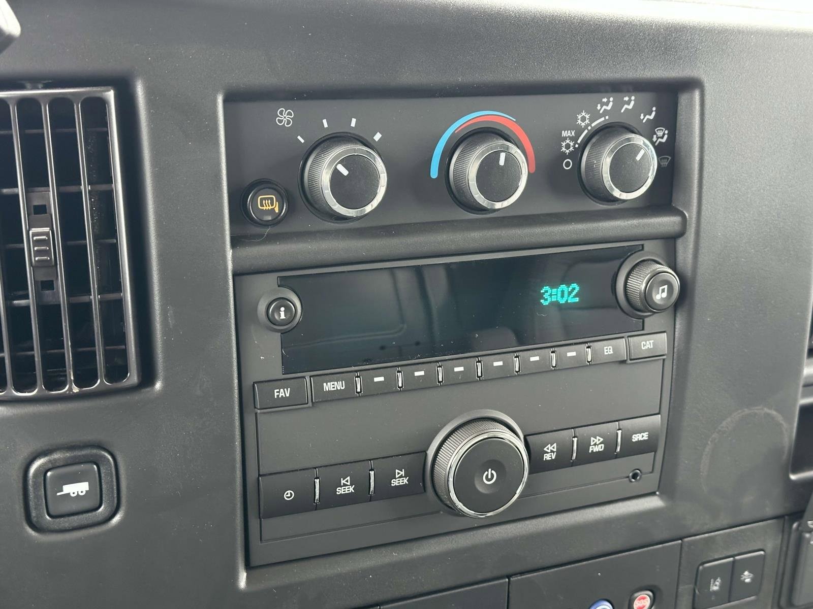 New 2025 Chevrolet Express 3500 Extended w/ Driver Convenience Package image 10