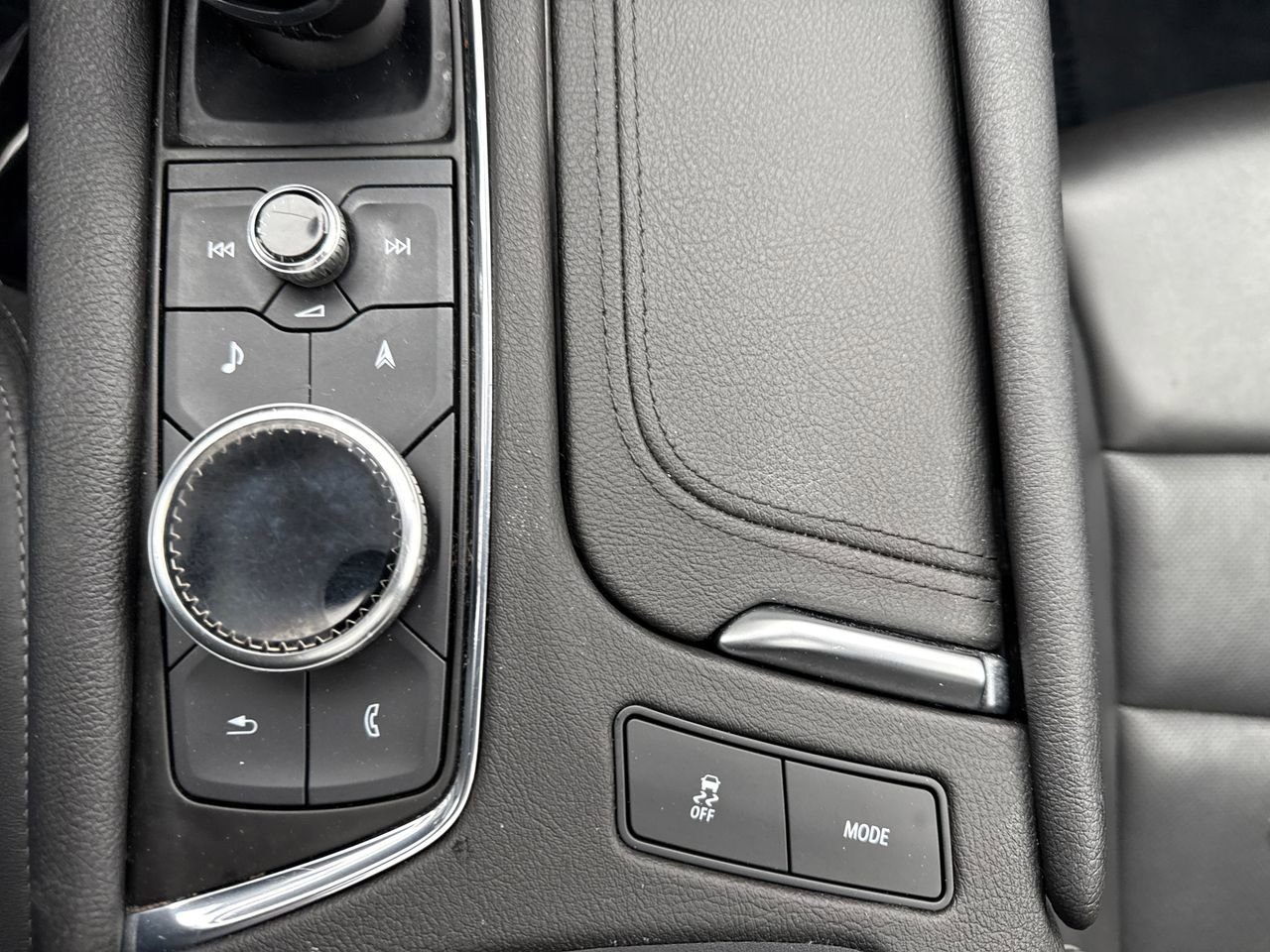 Used 2022 Cadillac XT5 Premium Luxury w/ Technology Package image 23