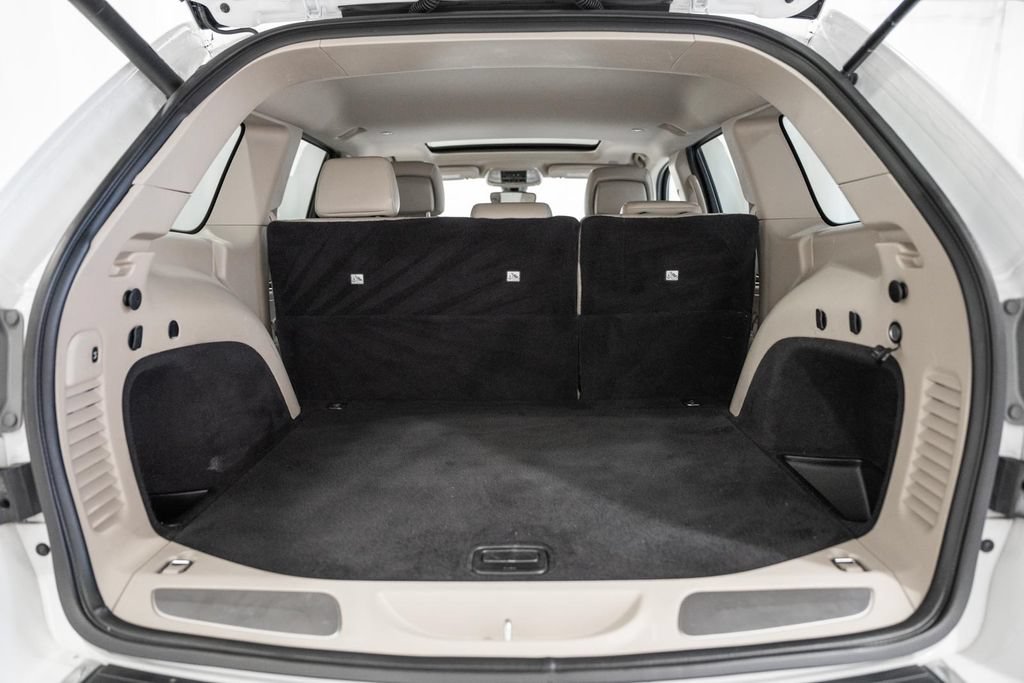Used 2019 Jeep Grand Cherokee Limited AWD/4WD image 10