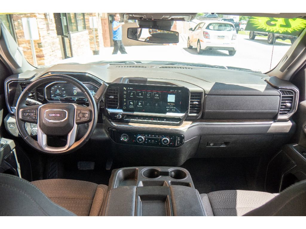 Used 2023 GMC Sierra 1500 Elevation AWD/4WD image 12