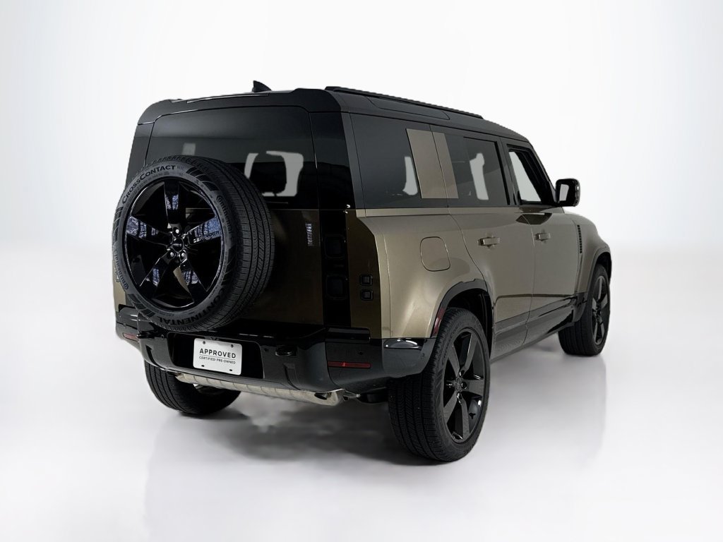 Used 2026 Land Rover Defender 110 X-Dynamic SE AWD/4WD image 5