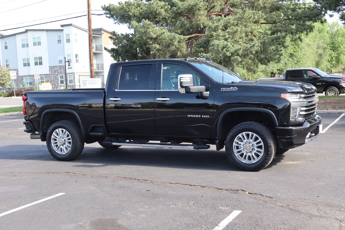 Used 2022 Chevrolet Silverado 3500 High Country w/ Safety Package II AWD/4WD image 2