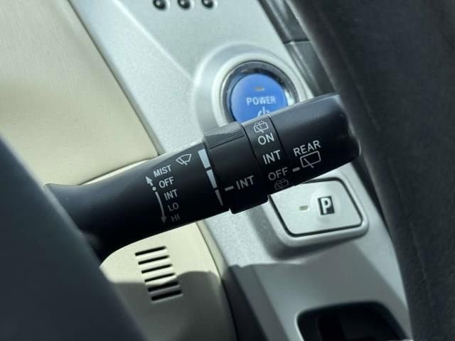 Used 2012 Toyota Prius V Three FWD image 22