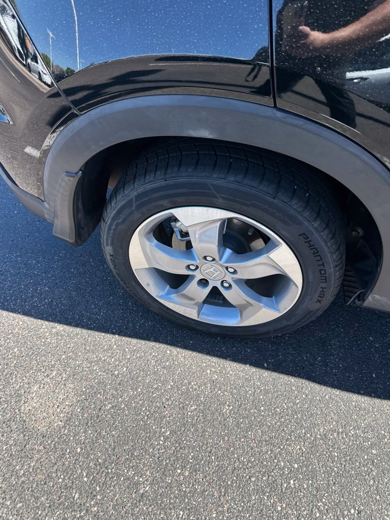 Certified 2022 Honda HR-V LX image 3