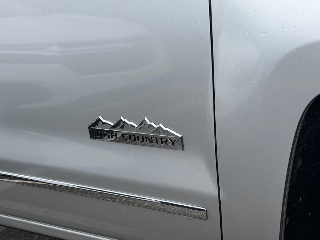 Used 2014 Chevrolet Silverado 1500 High Country AWD/4WD image 3
